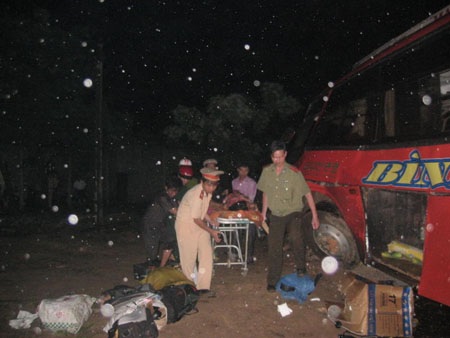 Tai nạn giao thông kinh hoàng, 26 người thương vong - 1