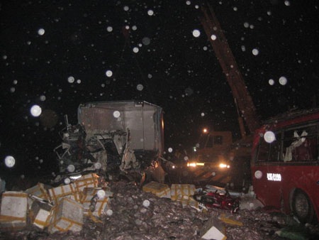 Tai nạn giao thông kinh hoàng, 26 người thương vong - 5