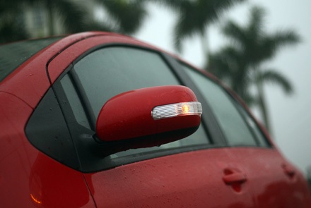 Cảm nhận Toyota Yaris: Nhỏ gọn, tiện dụng - 5 Cảm nhận Toyota Yaris: Nhỏ gọn, tiện dụng - 5