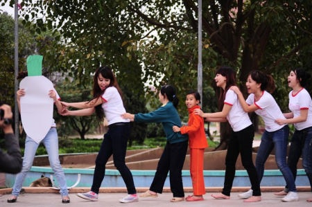 Từ ảo thuật gia trở thành hoa khôi “trường Báo” - 5 Từ ảo thuật gia trở thành hoa khôi “trường Báo” - 5