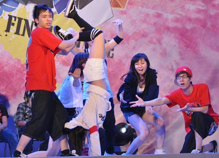 Bữa tiệc hiphop "khuấy đảo" giới trẻ Hà thành - 9 Bữa tiệc hiphop "khuấy đảo" giới trẻ Hà thành - 9