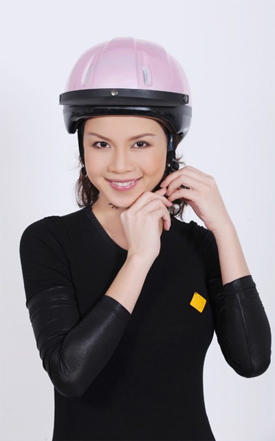 10 nghệ sỹ Việt Nam hành động “Vì an toàn giao thông đường bộ” - 1 10 nghệ sỹ Việt Nam hành động “Vì an toàn giao thông đường bộ” - 1
