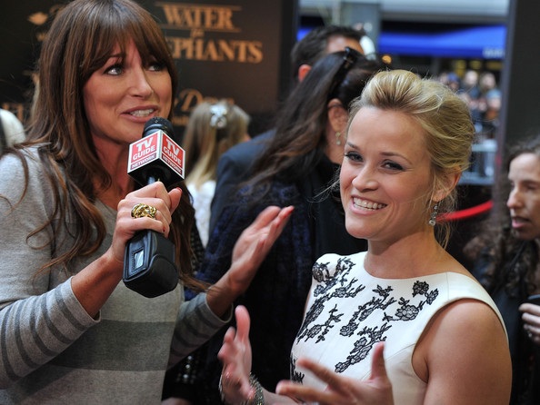 Reese Witherspoon xinh tươi bên Robert Pattinson - 3 Reese Witherspoon xinh tươi bên Robert Pattinson - 3