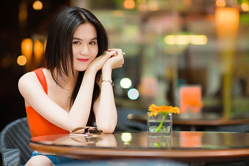 Ngọc Trinh: “Tại sao có thể gọi đó là những hình ảnh thác loạn?” - 4 Ngọc Trinh: “Tại sao có thể gọi đó là những hình ảnh thác loạn?” - 4