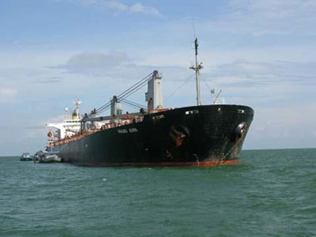 Giá đắt cho sự thơ ngây? - 1