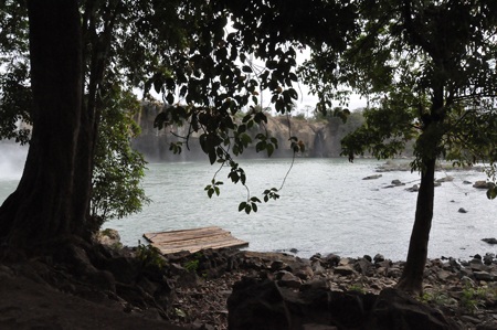 Vẻ đẹp tình yêu vĩnh cửu nơi dòng thác Dray Nur - 10