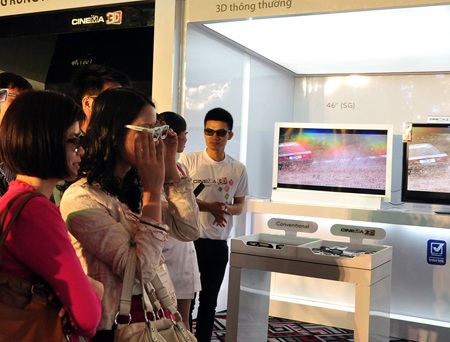 LG tung thế hệ ti vi 3D mới ra thị trường Việt Nam - 1 LG tung thế hệ ti vi 3D mới ra thị trường Việt Nam - 1