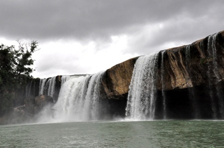 Vẻ đẹp tình yêu vĩnh cửu nơi dòng thác Dray Nur - 2