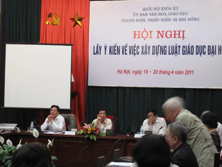 Dự thảo Luật Giáo dục đại học: Xa rời thực tế! - 1 Dự thảo Luật Giáo dục đại học: Xa rời thực tế! - 1