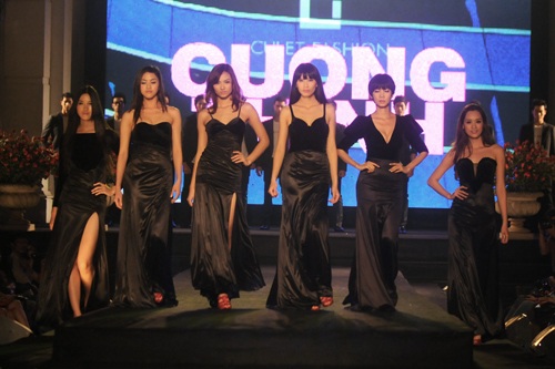 Sôi động ngày mở màn tuần lễ thời trang thu đông Việt Nam 2011 - 1