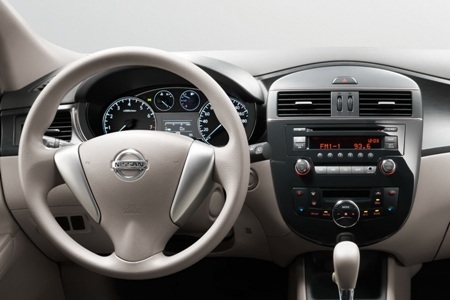 Diện mạo Nissan Tiida phiên bản 2012 - 7 Diện mạo Nissan Tiida phiên bản 2012 - 7