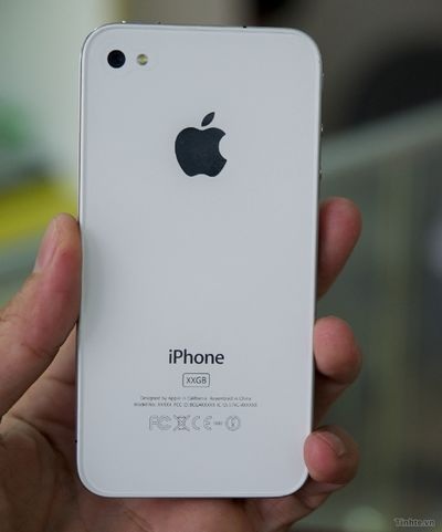 iPhone trắng “đặc biệt” bất ngờ xuất hiện tại Việt Nam - 6 iPhone trắng “đặc biệt” bất ngờ xuất hiện tại Việt Nam - 6