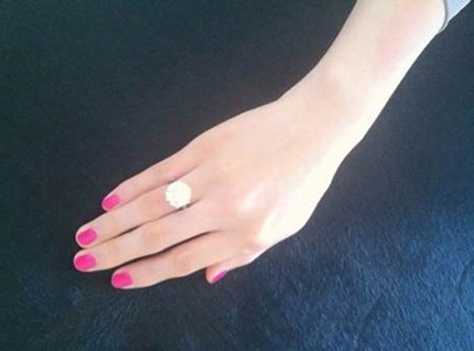 Nữ diễn viên Trương Vũ Kỳ bí mật lấy chồng - 4