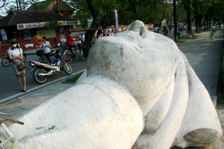 Sau 9 năm "lênh đênh", "Cô gái Việt Nam" đã về với Huế - 2