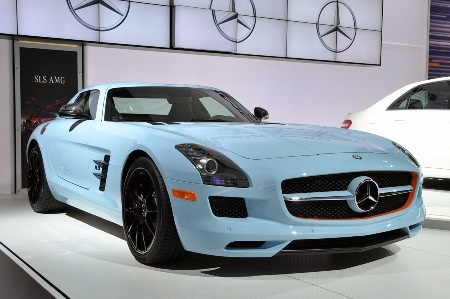 Siêu xe SLS AMG trong sắc màu mới - 5