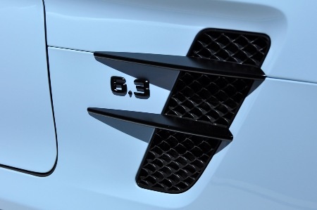 Siêu xe SLS AMG trong sắc màu mới - 8