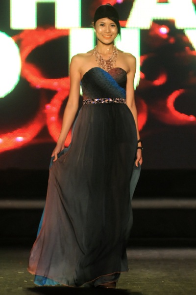 Tuần lễ thời trang Việt Nam thu đông 2011 thành công tốt đẹp - 15