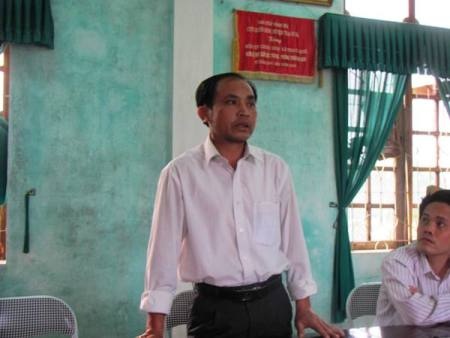 Buộc xã gỡ bỏ trạm barie thu phí trái luật - 1 Buộc xã gỡ bỏ trạm barie thu phí trái luật - 1