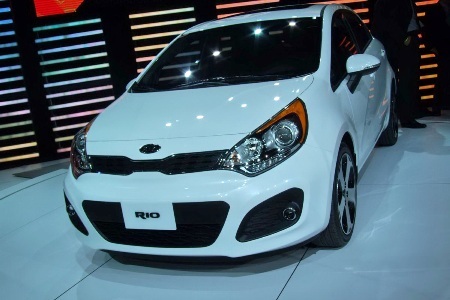 Kia Rio 2012 chào New York - 14 Kia Rio 2012 chào New York - 14