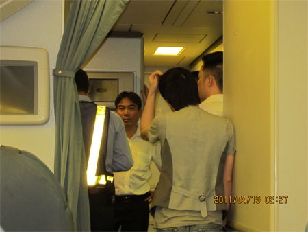 Hành khách kể về vụ việc của HLV Lê Minh Khương - 2