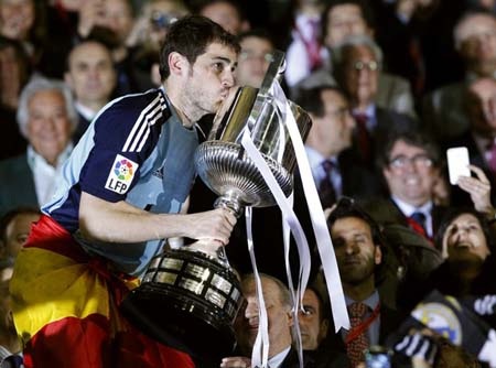 Real Madrid đành trưng phiên bản phụ cúp Nhà vua - 1 Real Madrid đành trưng phiên bản phụ cúp Nhà vua - 1