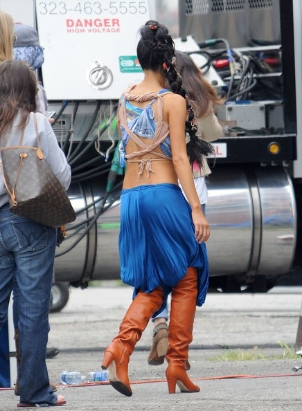 Nicole Scherzinger khoe eo thon trong buổi quay MV mới - 13