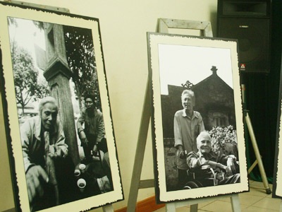 Hoàng Cầm - Mãi “níu xuân xanh” - 1