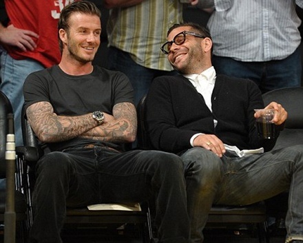 Beckham khoe kiểu tóc mới - 2