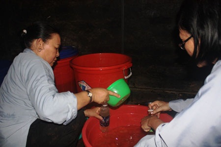 Độc đáo lễ thay xiêm y Mẫu tại Tháp Bà Ponagar - 9 Độc đáo lễ thay xiêm y Mẫu tại Tháp Bà Ponagar - 9