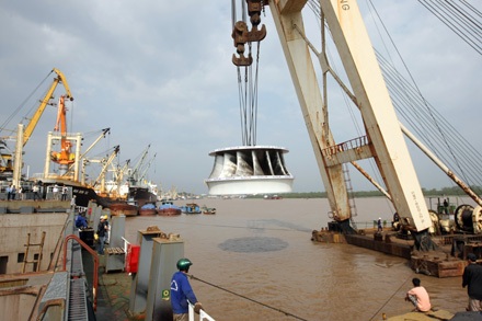 Theo turbine về thủy điện Sơn La - 10