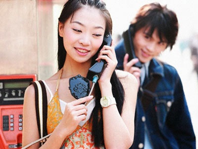 Dùng “hạ sách” để cưa cẩm các nàng - 1 Dùng “hạ sách” để cưa cẩm các nàng - 1
