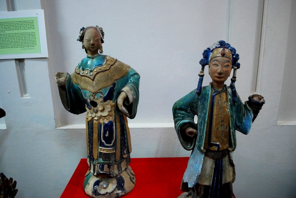 Chiêm ngưỡng bộ sưu tập hàng trăm cổ vật quý - 4