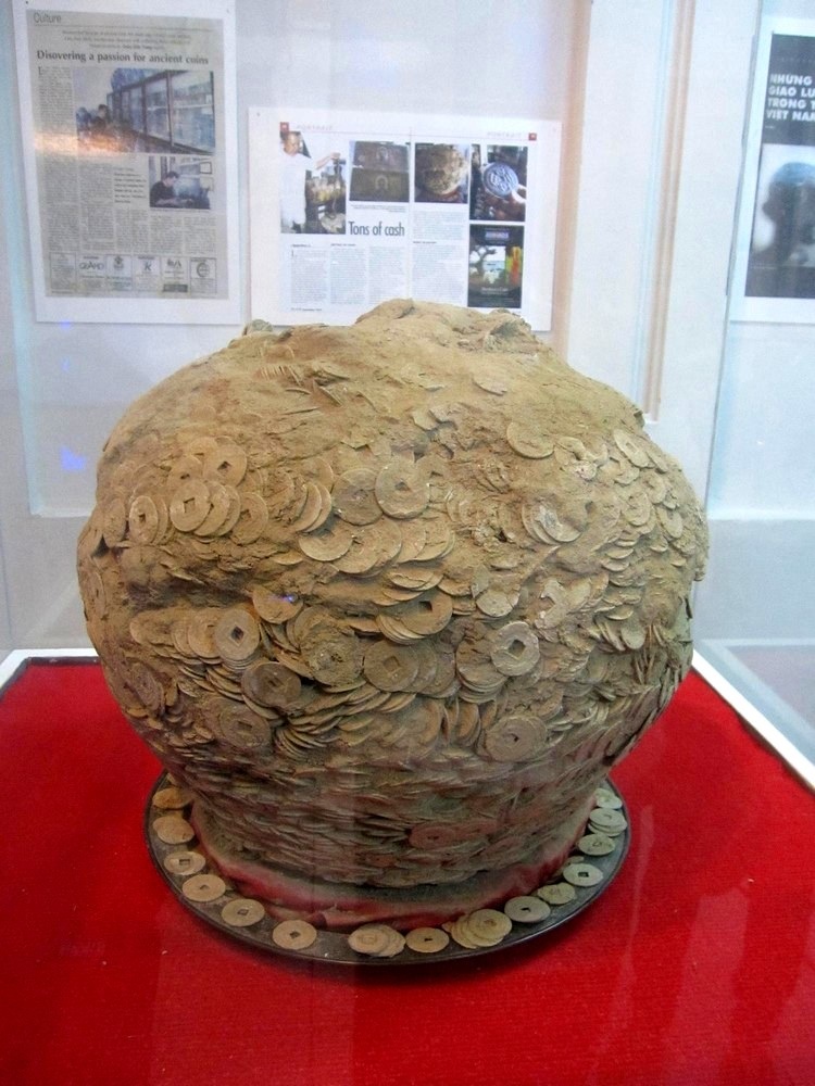 Chiêm ngưỡng bộ sưu tập hàng trăm cổ vật quý - 12