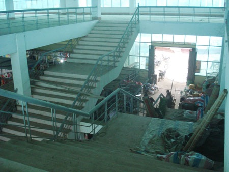 Nghịch lý từ những khu chợ tiền tỷ - 4