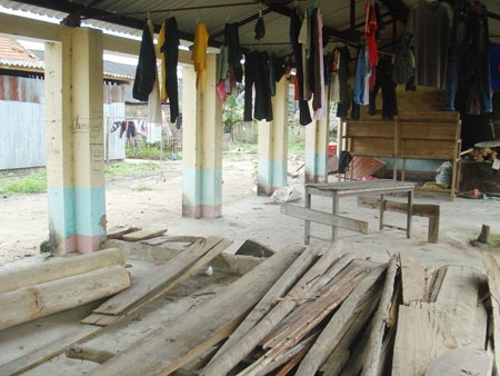 Nghịch lý từ những khu chợ tiền tỷ - 1