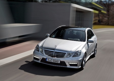 Mercedes E63 AMG lắp động cơ nhỏ hơn - 2 Mercedes E63 AMG lắp động cơ nhỏ hơn - 2