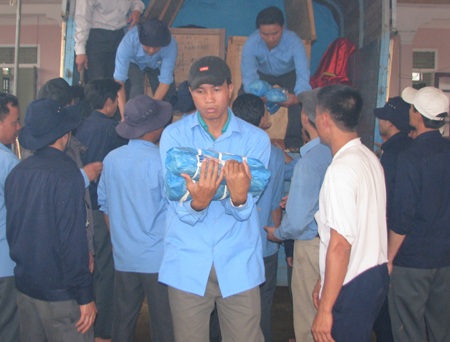 Lào bàn giao 71 bộ hài cốt liệt sĩ cho Việt Nam - 2