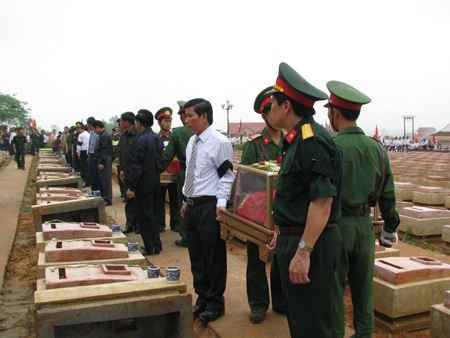 Lào bàn giao 71 bộ hài cốt liệt sĩ cho Việt Nam - 3