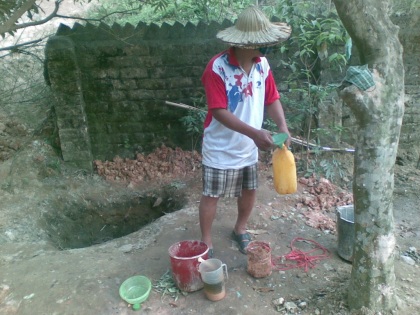 Yêu cầu doanh nghiệp để rò rỉ xăng dầu cấp nước sạch cho dân - 2 Yêu cầu doanh nghiệp để rò rỉ xăng dầu cấp nước sạch cho dân - 2