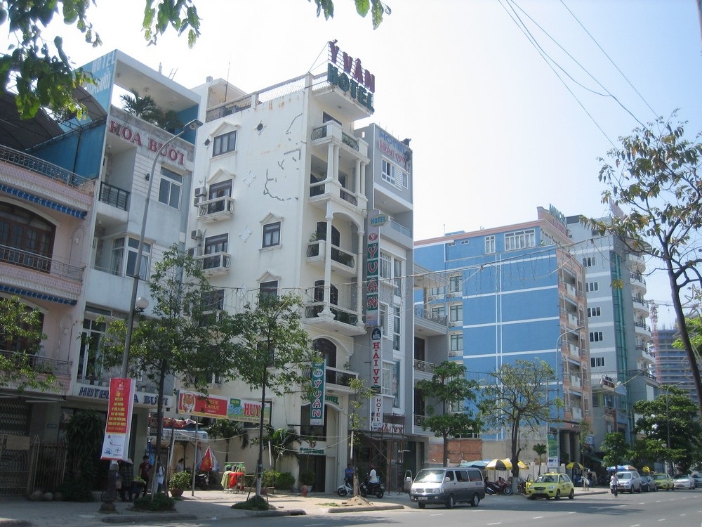 “Cháy” phòng khách sạn và vé xem pháo hoa - 1