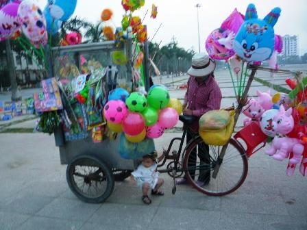 Cả làng đi bán bắp rang - 3