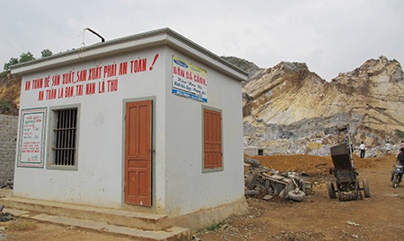 Lèn Cờ, chuyện u sầu kể nốt... - 1 Lèn Cờ, chuyện u sầu kể nốt... - 1