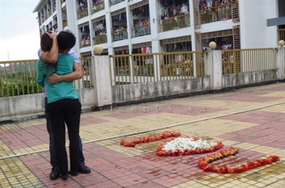 Màn tỏ tình lãng mạn bằng hoa gạo - 6 Màn tỏ tình lãng mạn bằng hoa gạo - 6