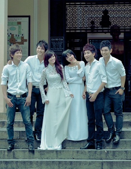 V.Music song ca cùng 8 nữ ca sỹ trong “Việt Nam ngày mới” - 1