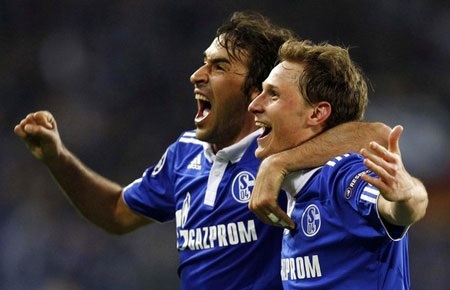 Schalke - MU: “Quỷ đỏ” viết lại lịch sử? - 2 Schalke - MU: “Quỷ đỏ” viết lại lịch sử? - 2