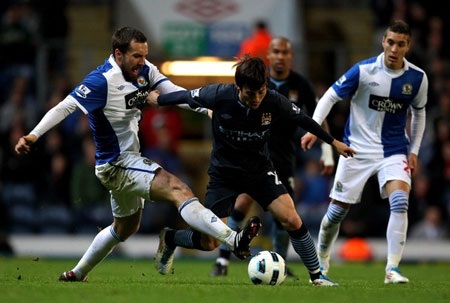 Dzeko lập công, Man City củng cố vị trí trong Top 4 - 2 Dzeko lập công, Man City củng cố vị trí trong Top 4 - 2