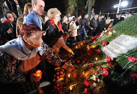 Ukraine tưởng niệm 25 năm thảm hoạ Chernobyl - 3