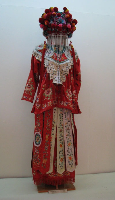 Ngắm những trang phục, trang sức của phụ nữ các dân tộc miền Nam  - 7