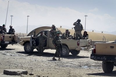 Phi công không quân Afghanistan giết 8 lính NATO - 1 Phi công không quân Afghanistan giết 8 lính NATO - 1