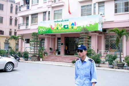 “Nhan nhản” vi phạm ở khu chung cư Đội Nhân - 2 “Nhan nhản” vi phạm ở khu chung cư Đội Nhân - 2